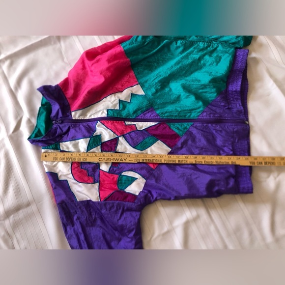 80s Colourful Geometric Windbreaker Jacket - Picture 7 of 13